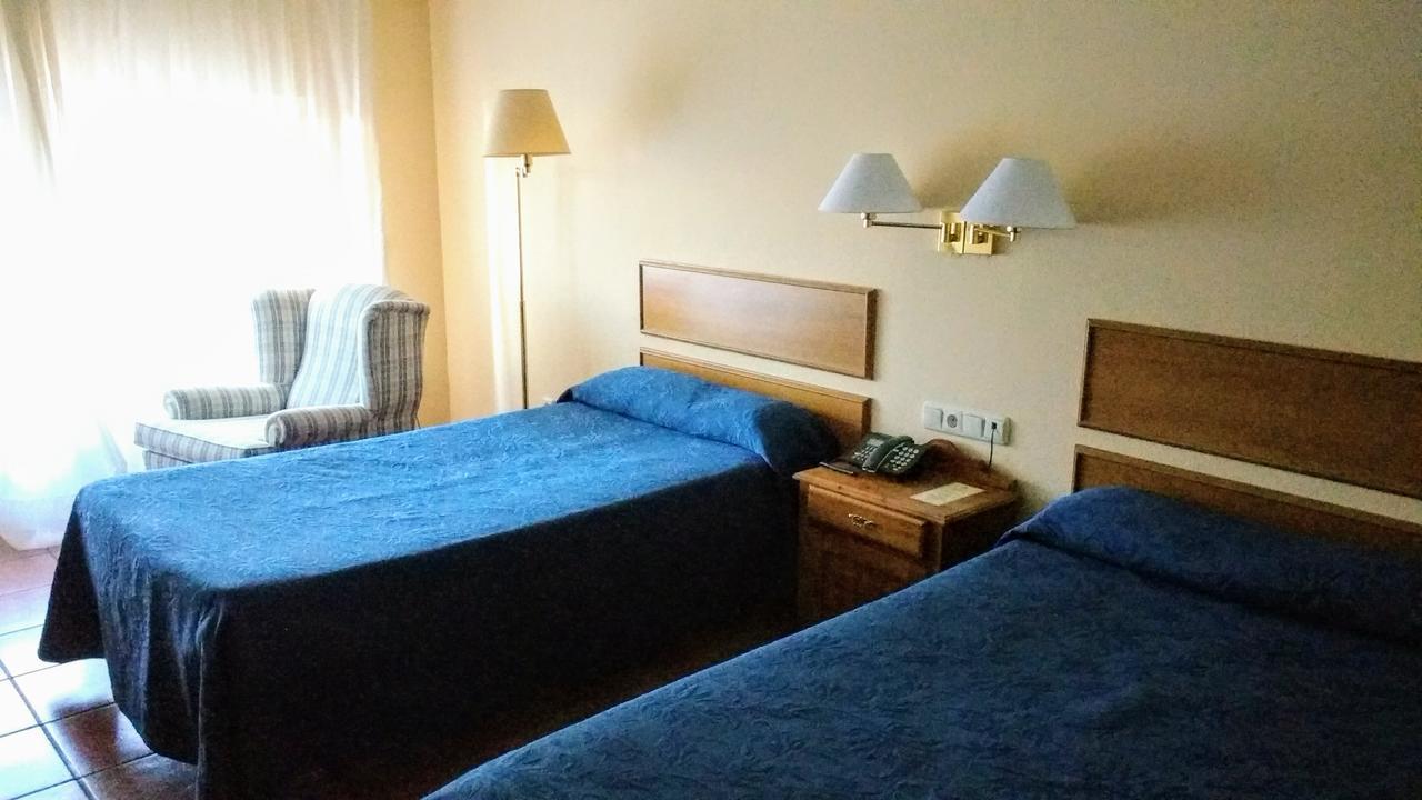 Hotel Hospederia El Convento Miranda de Ebro Luaran gambar